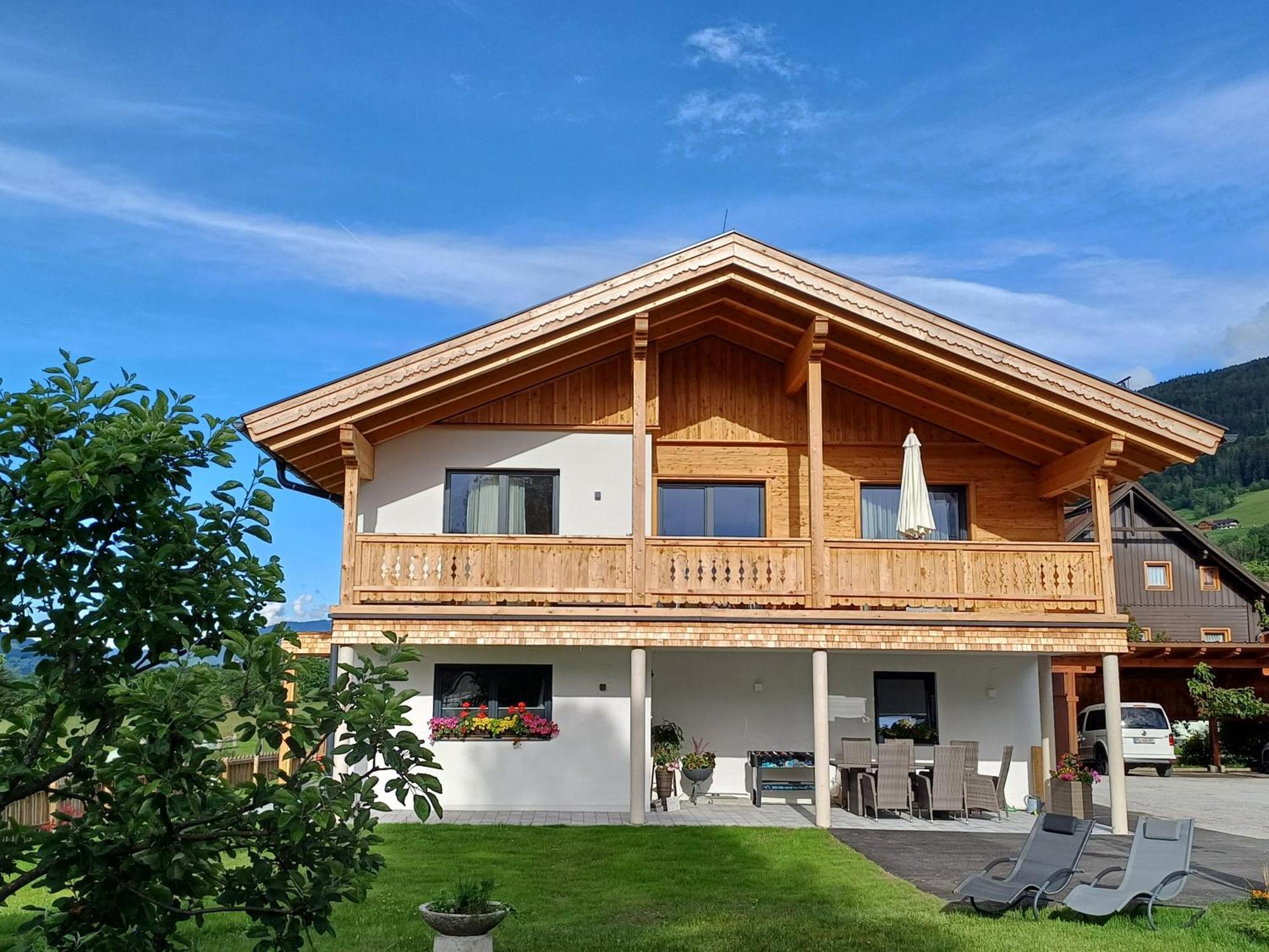 Apartments Haufhof , Haus Im Ennstal Bei Schladming Exterior photo